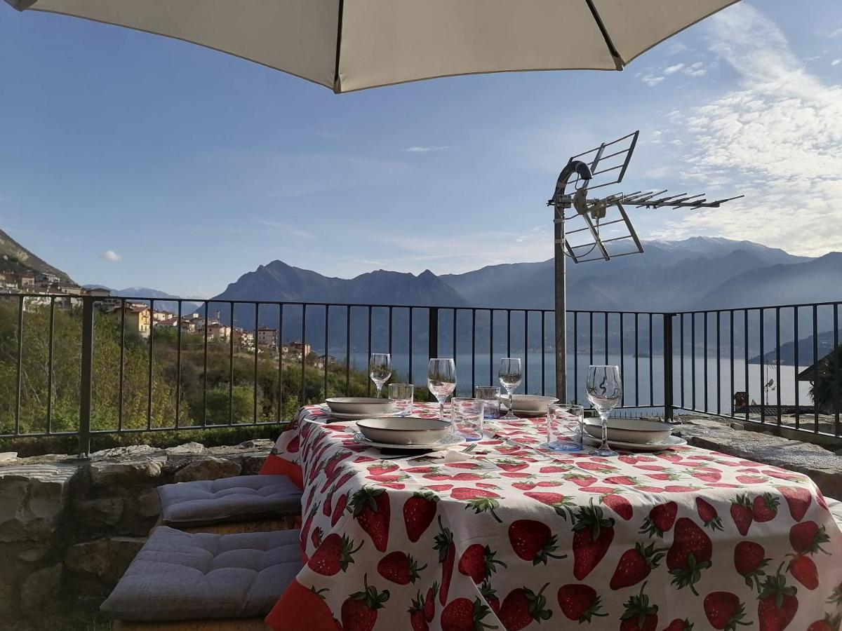 Casa Sasso Apartment ตาแวร์โนลา แบร์กามาสกา ภายนอก รูปภาพ